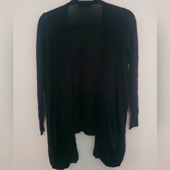 Women's Black Cardigan MNG Basics Black Flowy Cardigan Size Medium - Picture 2 of 5